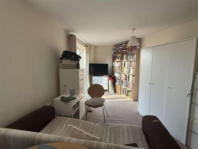 1 bed flat for sale