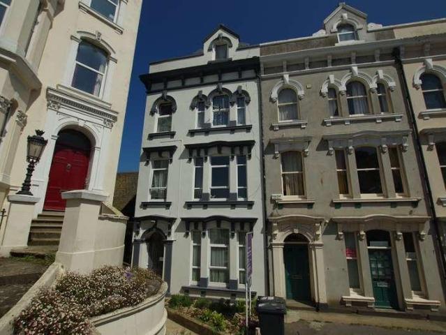 1 bed flat for sale