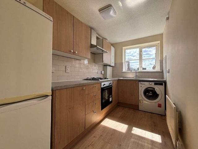 1 bed flat for sale