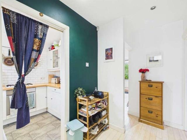 1 bed flat for sale