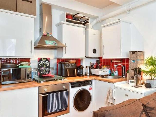 1 bed flat for sale