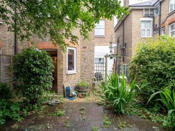 1 bed flat for sale