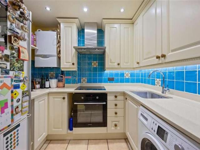 1 bed flat for sale