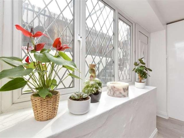 1 bed flat for sale