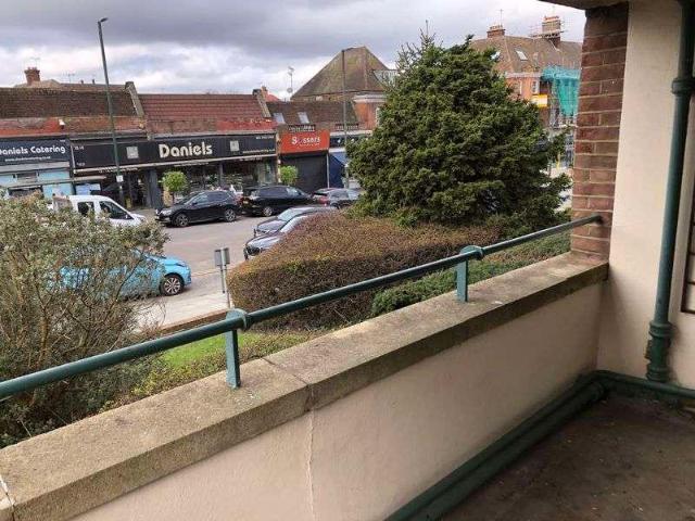 1 bed flat for sale