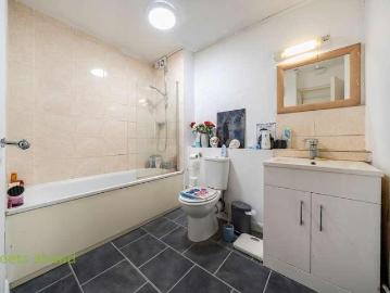 1 bed flat for sale