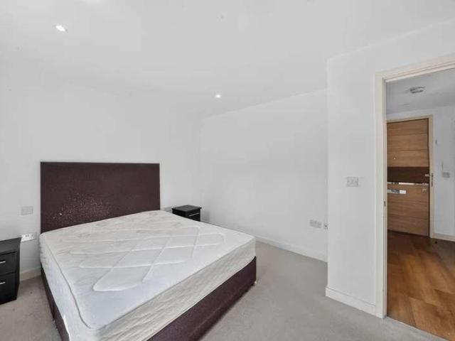 1 bed flat for sale