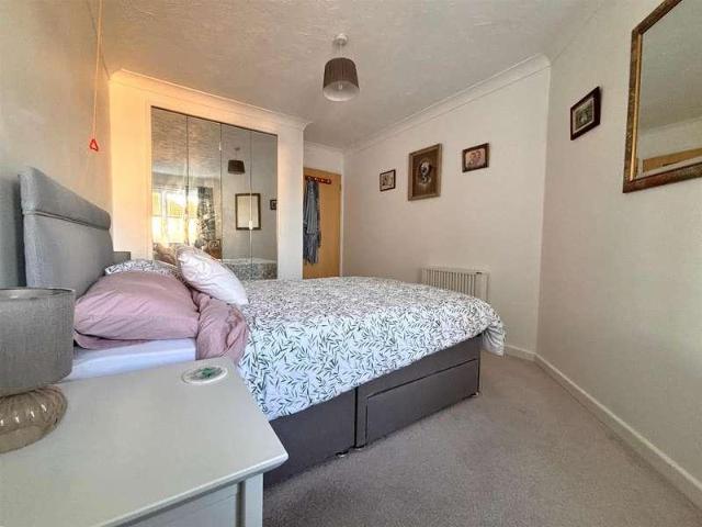 1 bed house for sale