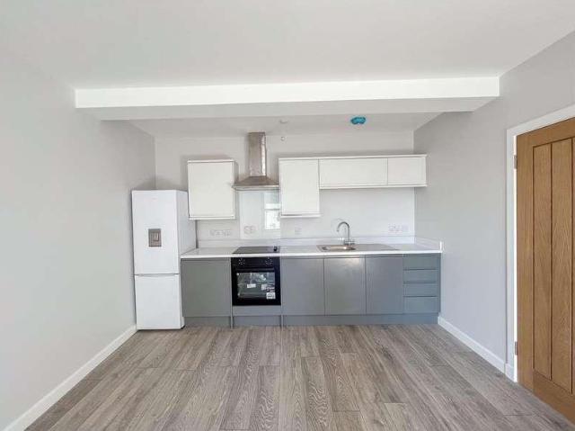 1 bed flat for sale