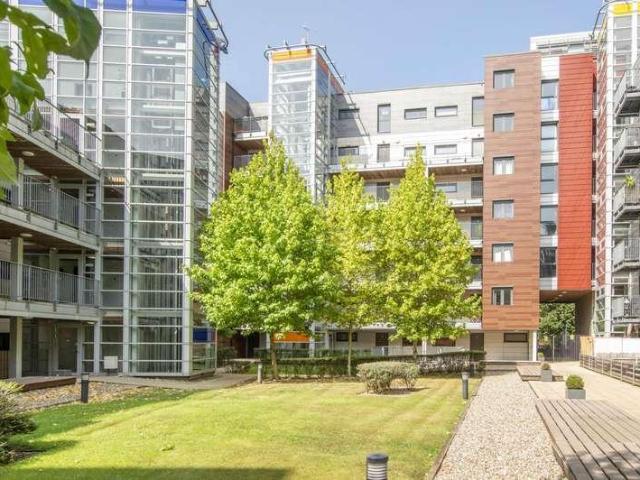 1 bed flat for sale