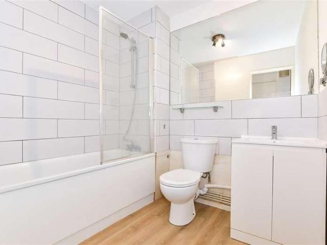 1 bed flat for sale