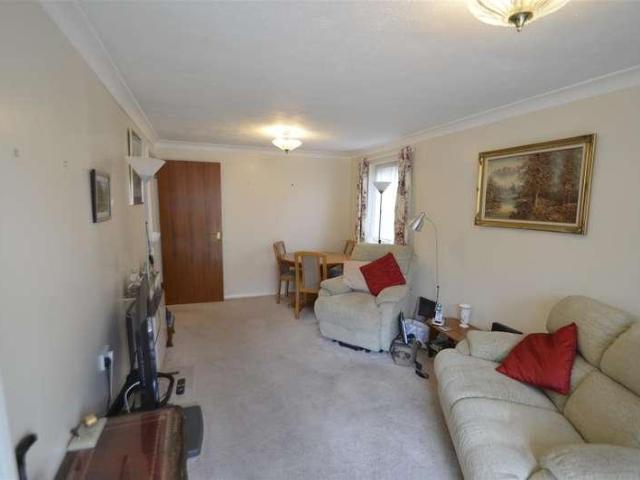 1 bed flat for sale