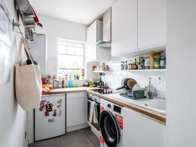 1 bed flat for sale