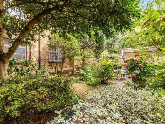 1 bed flat for sale
