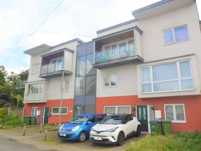 1 bed flat for sale