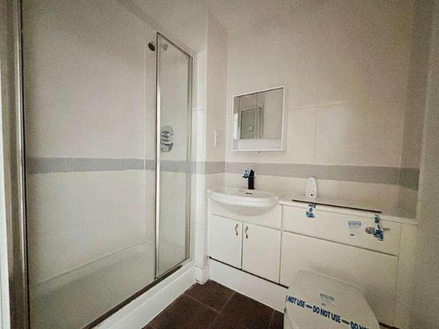1 bed flat for sale