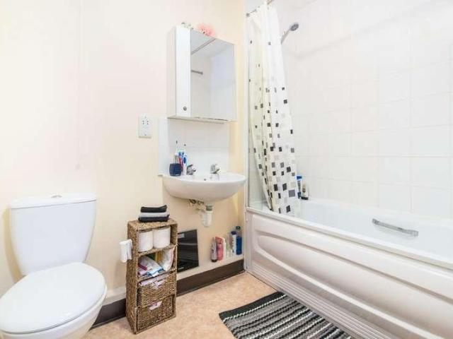 1 bed flat for sale