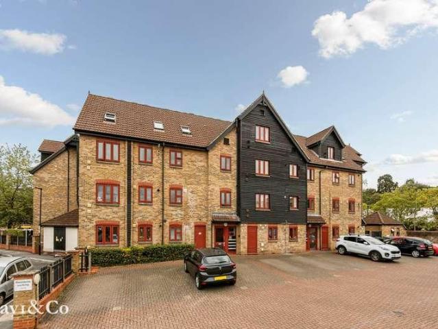 1 bed flat for sale