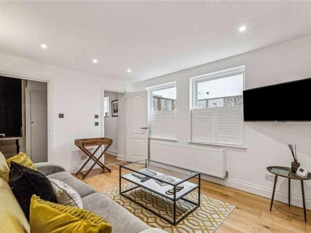 1 bed flat for sale