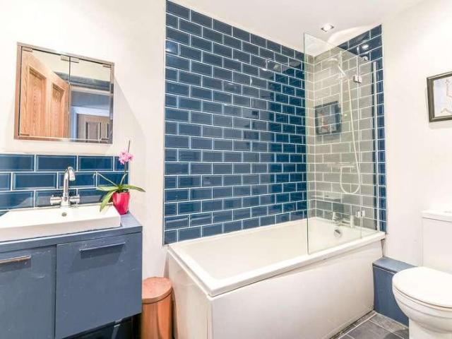 1 bed flat for sale