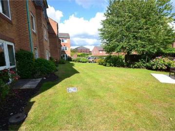 1 bed flat for sale