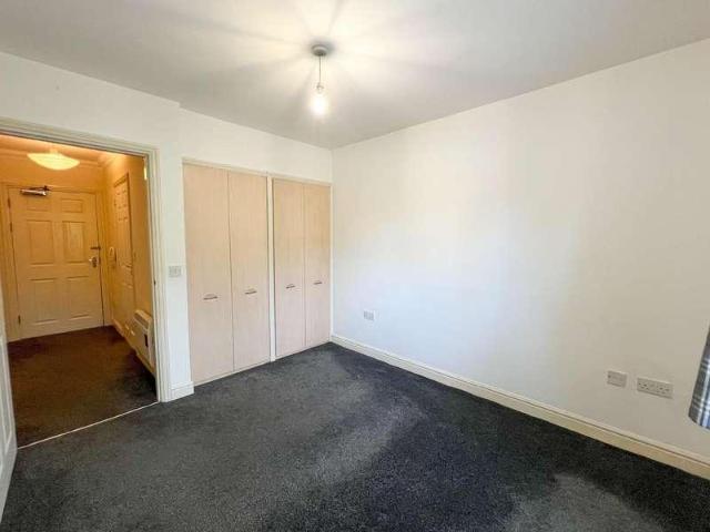 1 bed flat for sale