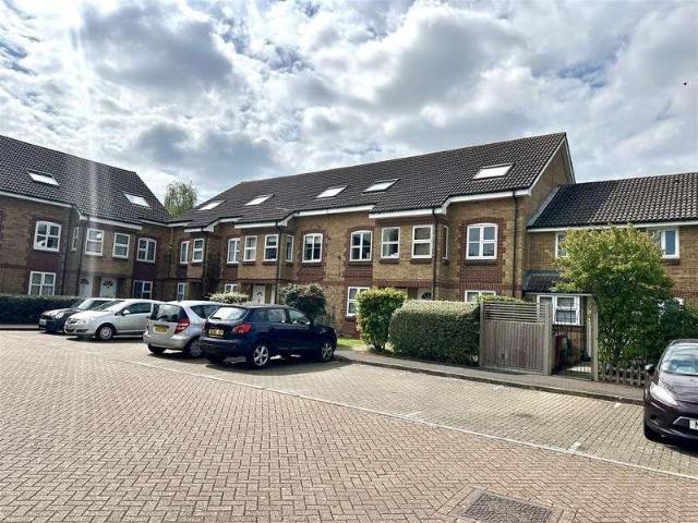 1 bed flat for sale