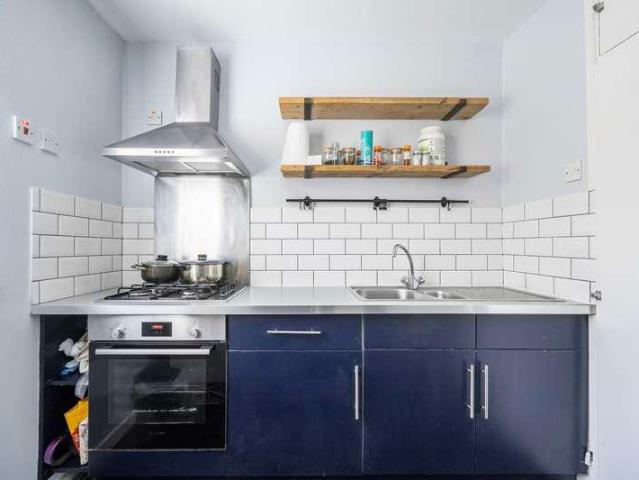 1 bed flat for sale