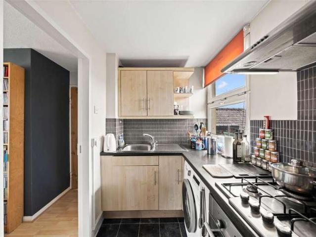 1 bed flat for sale