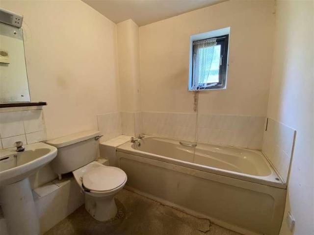 1 bed flat for sale