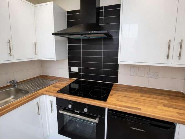 1 bed flat for sale