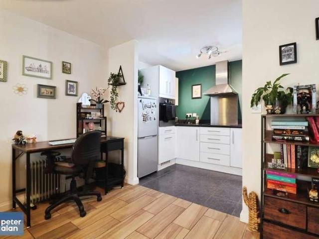 1 bed flat for sale