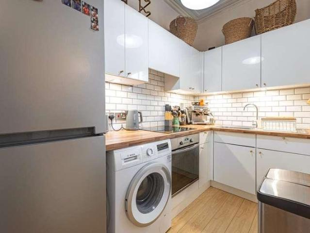 1 bed flat for sale