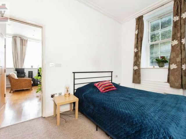 1 bed flat for sale