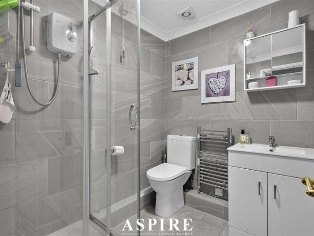 1 bed flat for sale