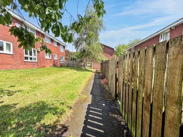 1 bed flat for sale