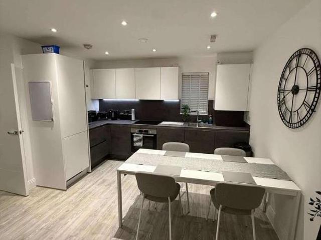 1 bed flat for sale