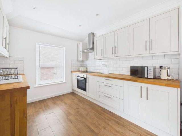 1 bed flat for sale