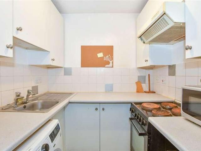 1 bed flat for sale