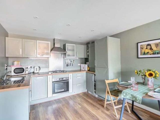 1 bed flat for sale