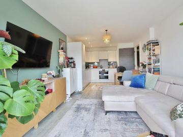 1 bed flat for sale