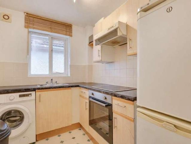 1 bed flat for sale