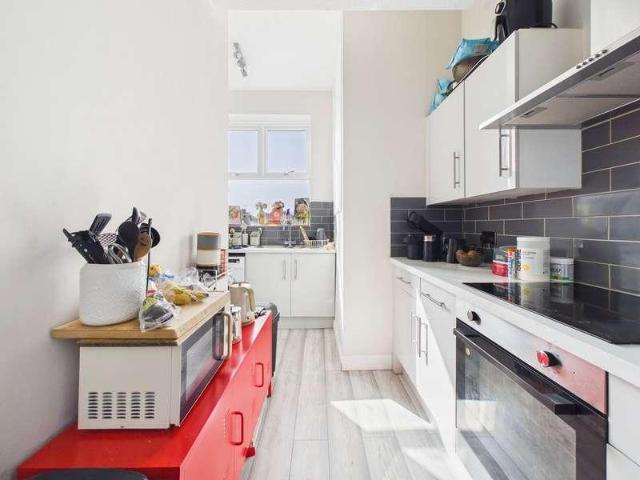 1 bed flat for sale