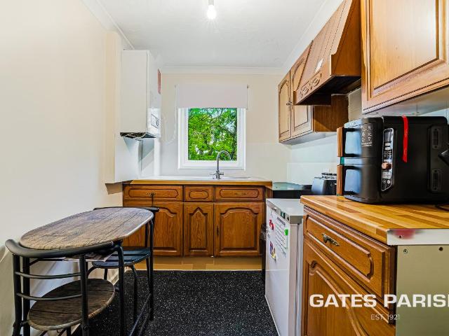 1 bed flat for sale