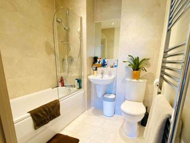 1 bed flat for sale