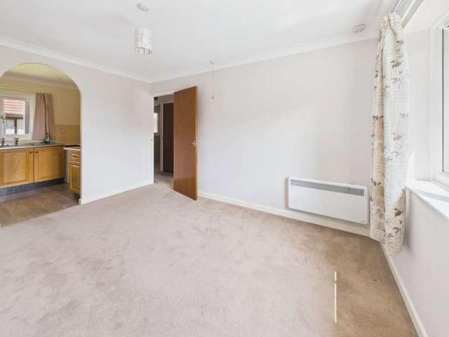 1 bed flat for sale