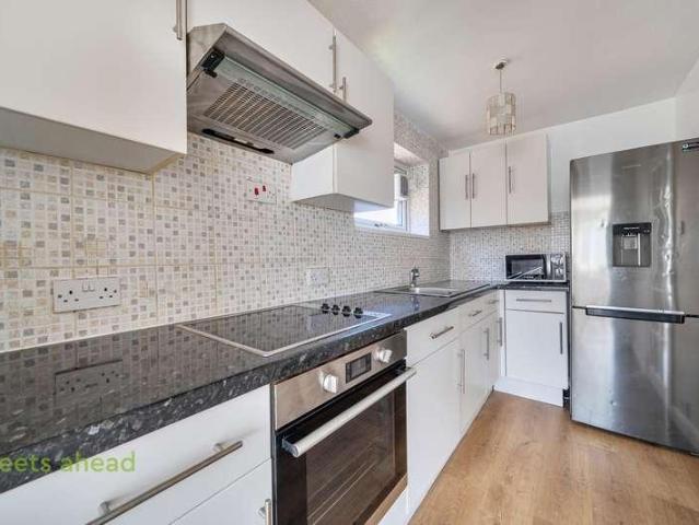 1 bed flat for sale