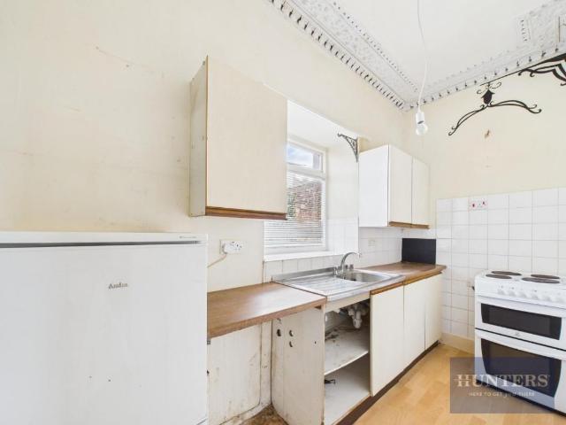 1 bed flat for sale
