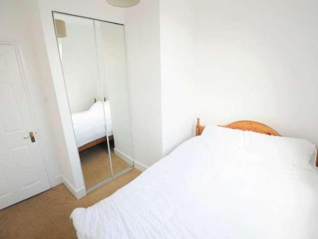 1 bed flat for sale