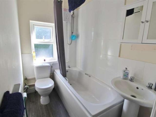 1 bed flat for sale